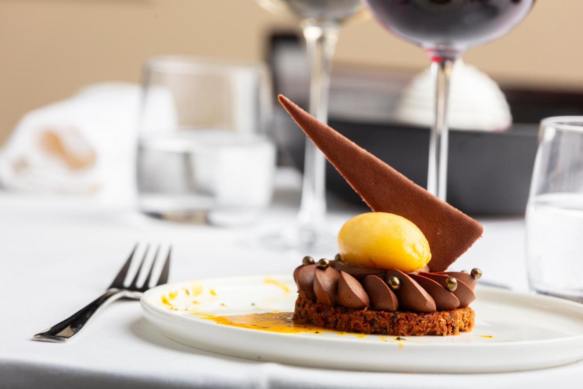 Hotel Restaurant La Vallee Noble, Proche Eguisheim Colmar ゾウルツマット エクステリア 写真