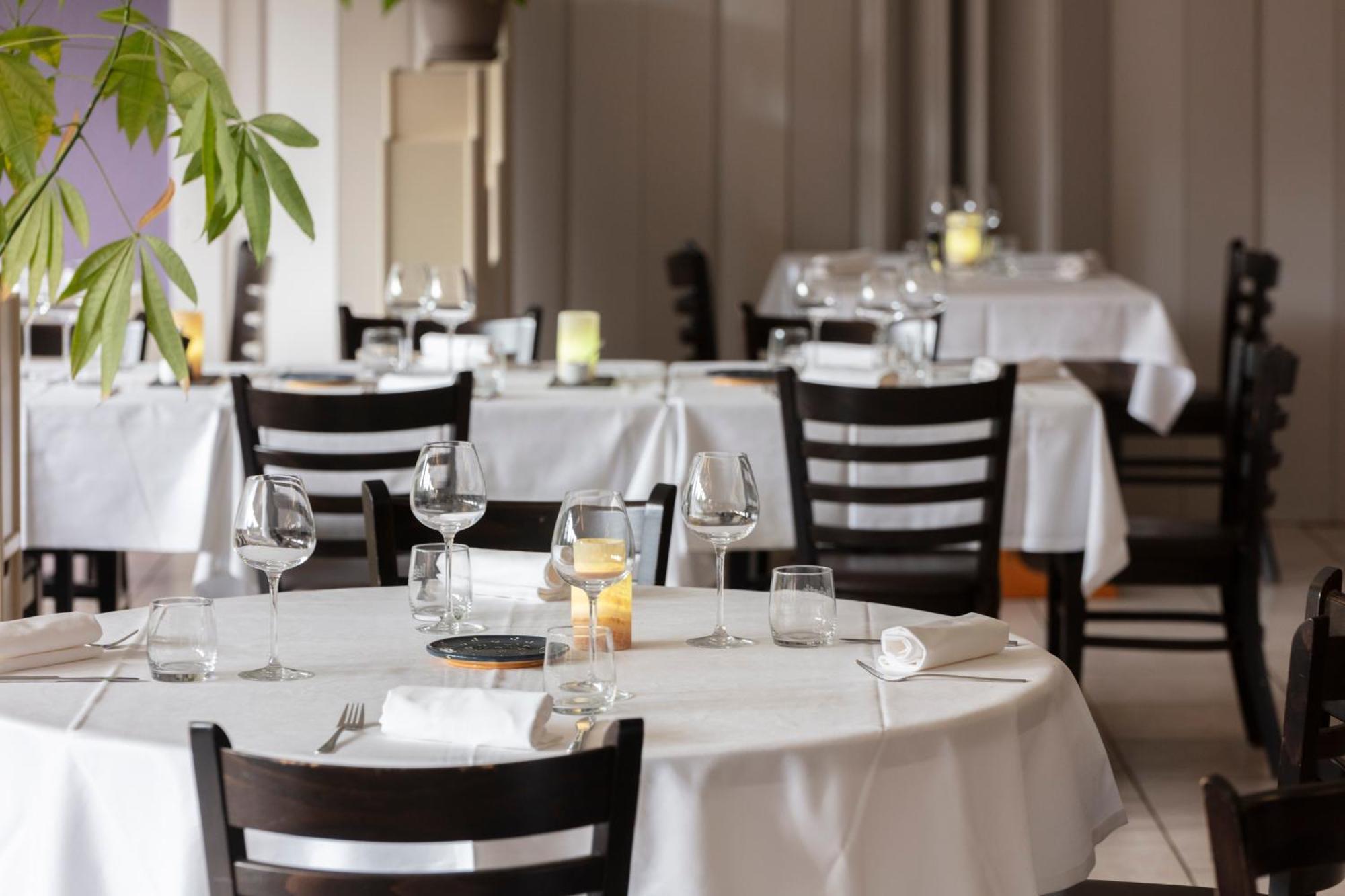 Hotel Restaurant La Vallee Noble, Proche Eguisheim Colmar ゾウルツマット エクステリア 写真